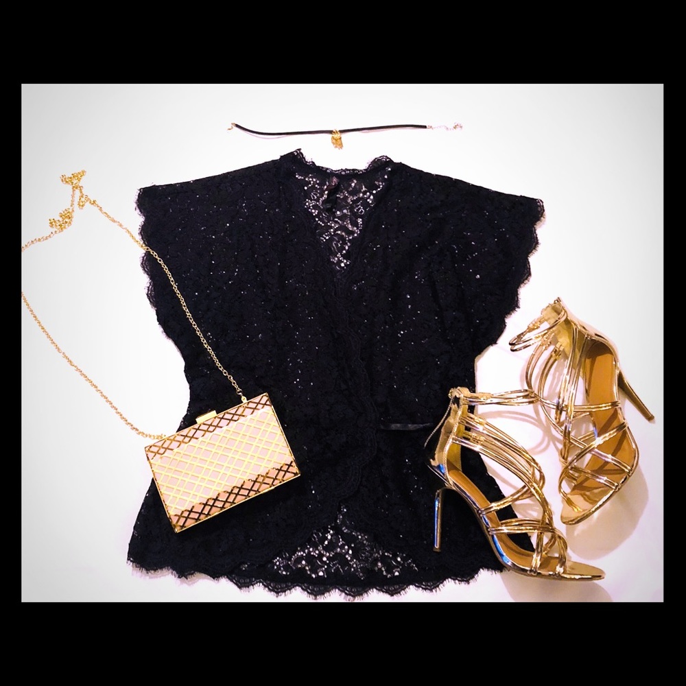 💕VSS lace top 💕